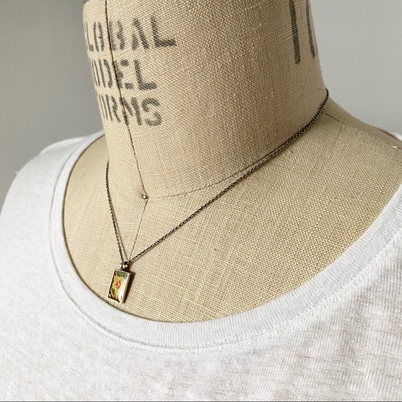 Sterling Silver Floral Pendant Chain Necklace - Picture 4 of 8